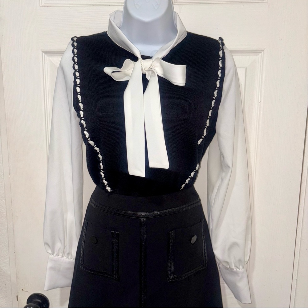 Preppy & Girly Black and White Bow Blouse